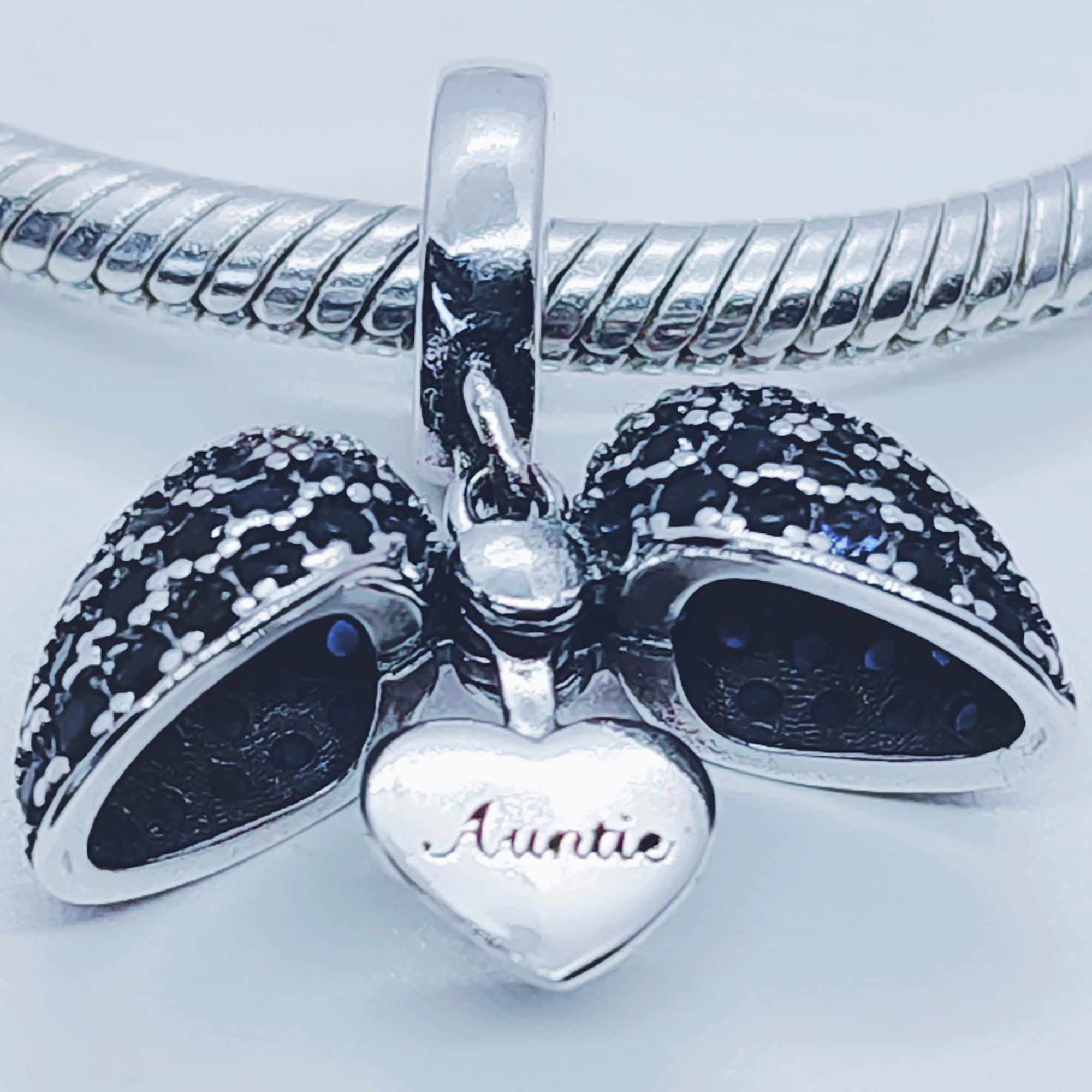 Pandora necklace clearance with charms inside